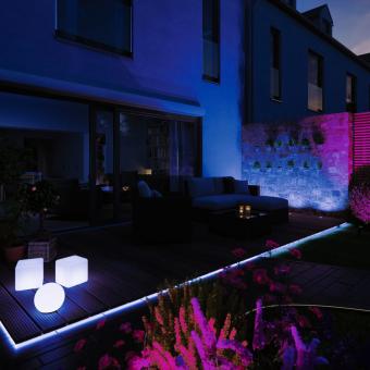 RGBW LED Bodenleuchte Plug & Shine Cube Smart Home Zigbee 20 cm
| #11