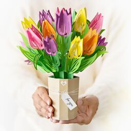 Handgefertigte Papierblumen: Tulpenstrauß 