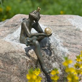 Bronze-Wasserspiel Froschkönig Borris, ca. 35 cm hoch 
