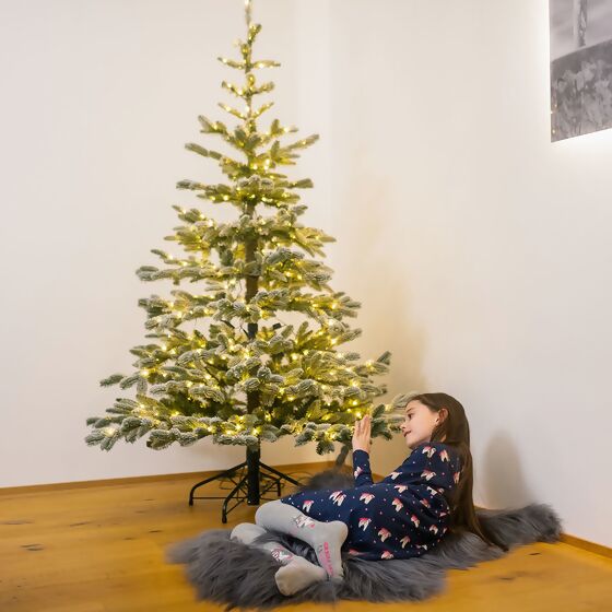 Künstlicher Weihnachtsbaum Kiefer mit Lichterkette, 180 cm
