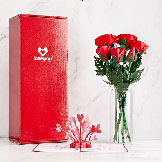 Handgefertigte Papierblumen: Rosen, rot, 6 Stiele, mit Love Explosion Pop-Up Karte